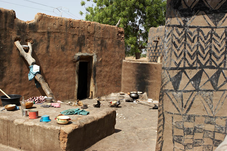 221   Gurunsi (Kassena) house